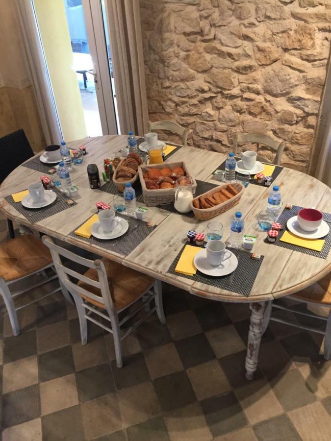Domaine De L'Olibaou Bed & Breakfast Venelles Eksteriør bilde